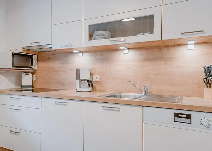 Haus Crystal Апартаменти *