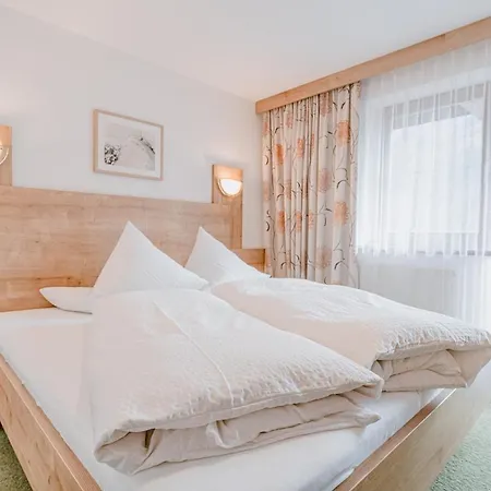 Apartment Haus Crystal Sölden